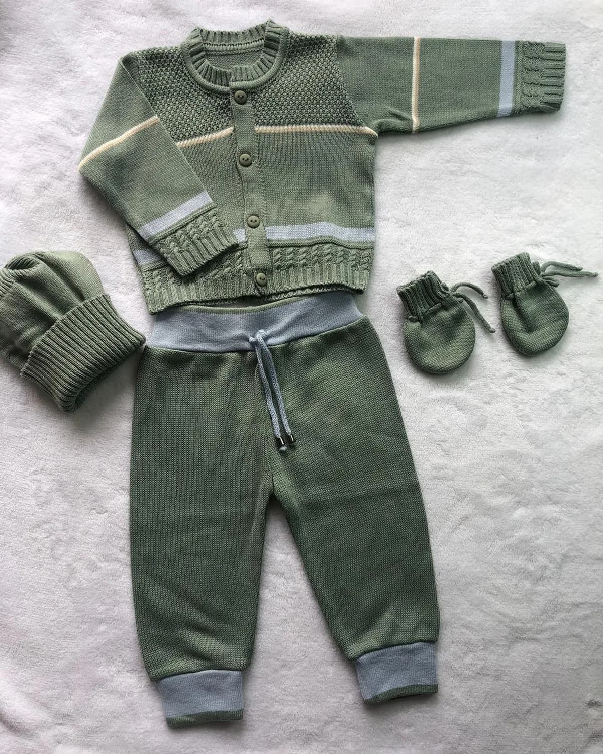 Kit conjunto verde com touca e luvas