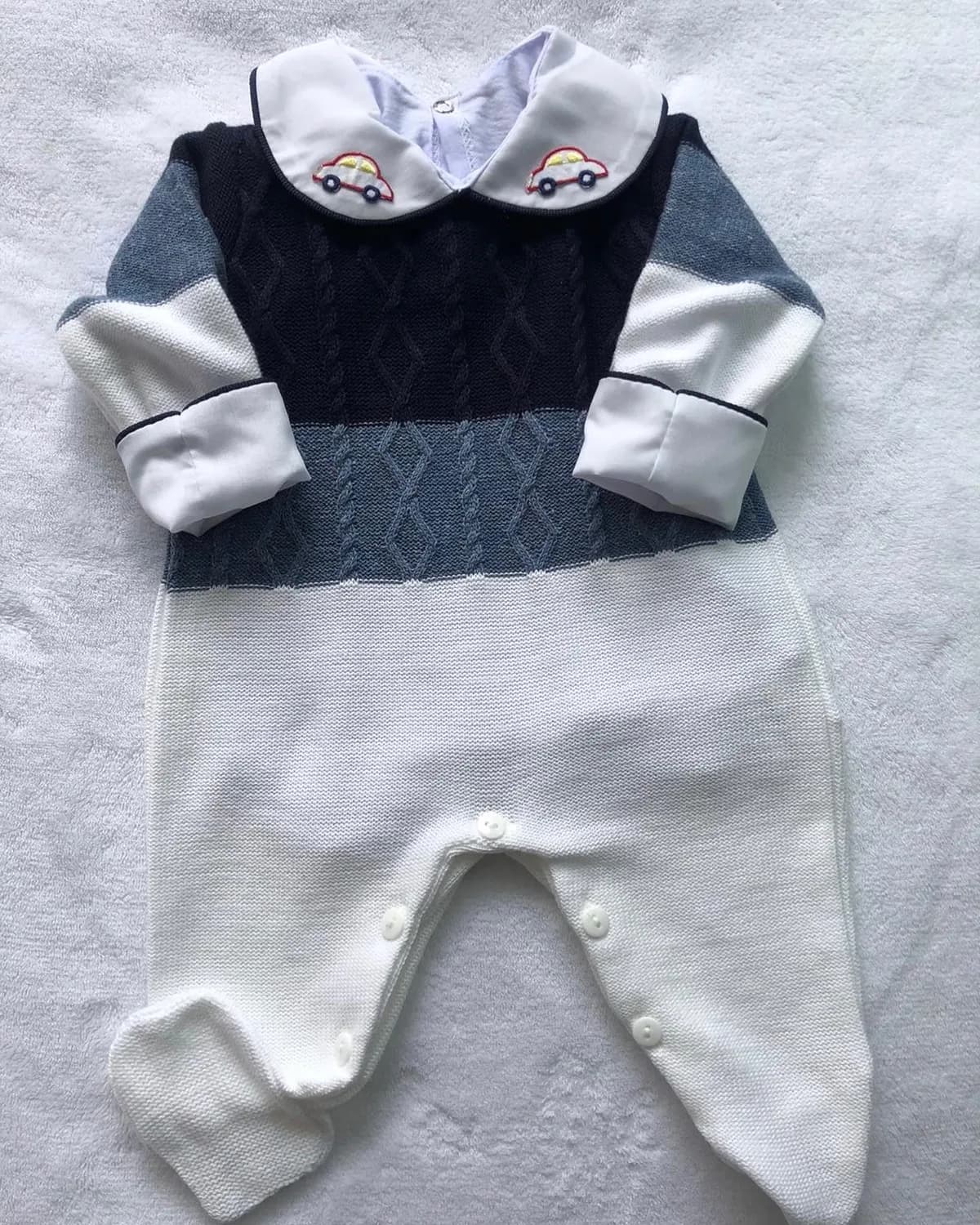 Saída de maternidade marinho e azul